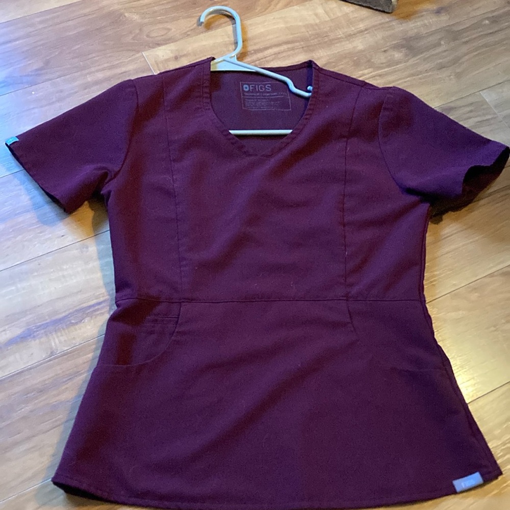 Figs Burgundy Scrub Top
